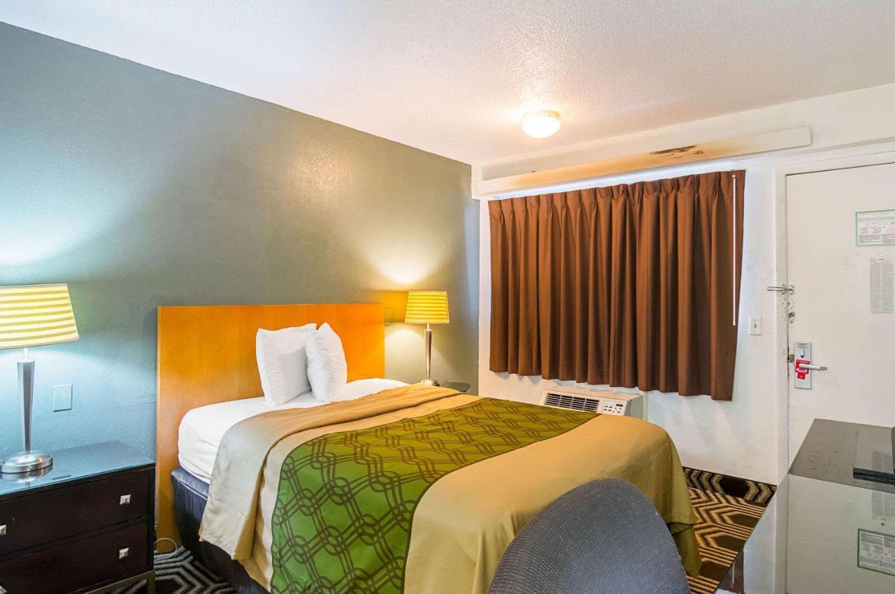 Econolodge Chicago South Holland Bagian luar foto